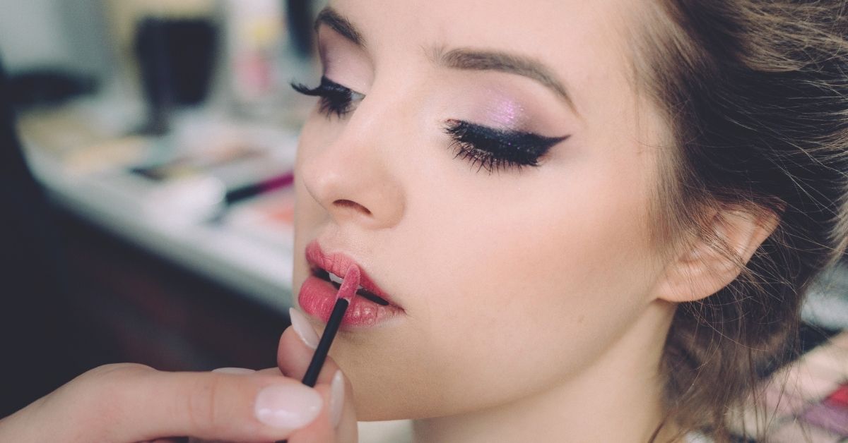 10 Ideas for Makeup Artists to Market their Business